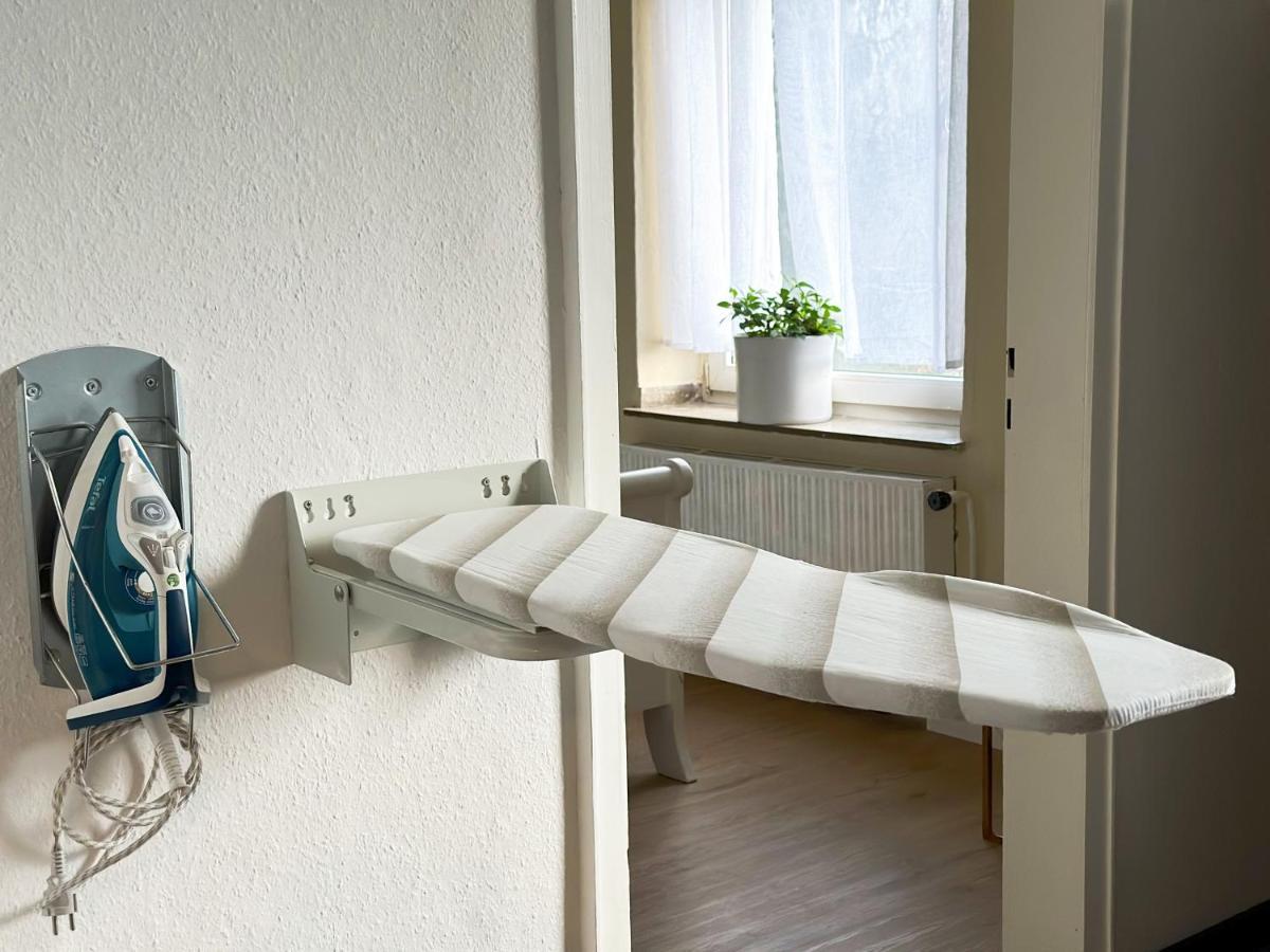 Igo Apartment 2 Schlafenzimmer Mit Waschmaschine Trockner Haustier Rheinufer 5Min Netflix Disney Plus 17-6 Duisburg Bagian luar foto